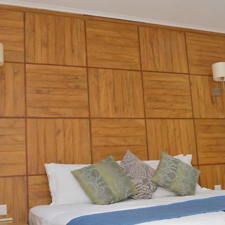Sunset Bay Apartment Glacis  Bagian luar foto