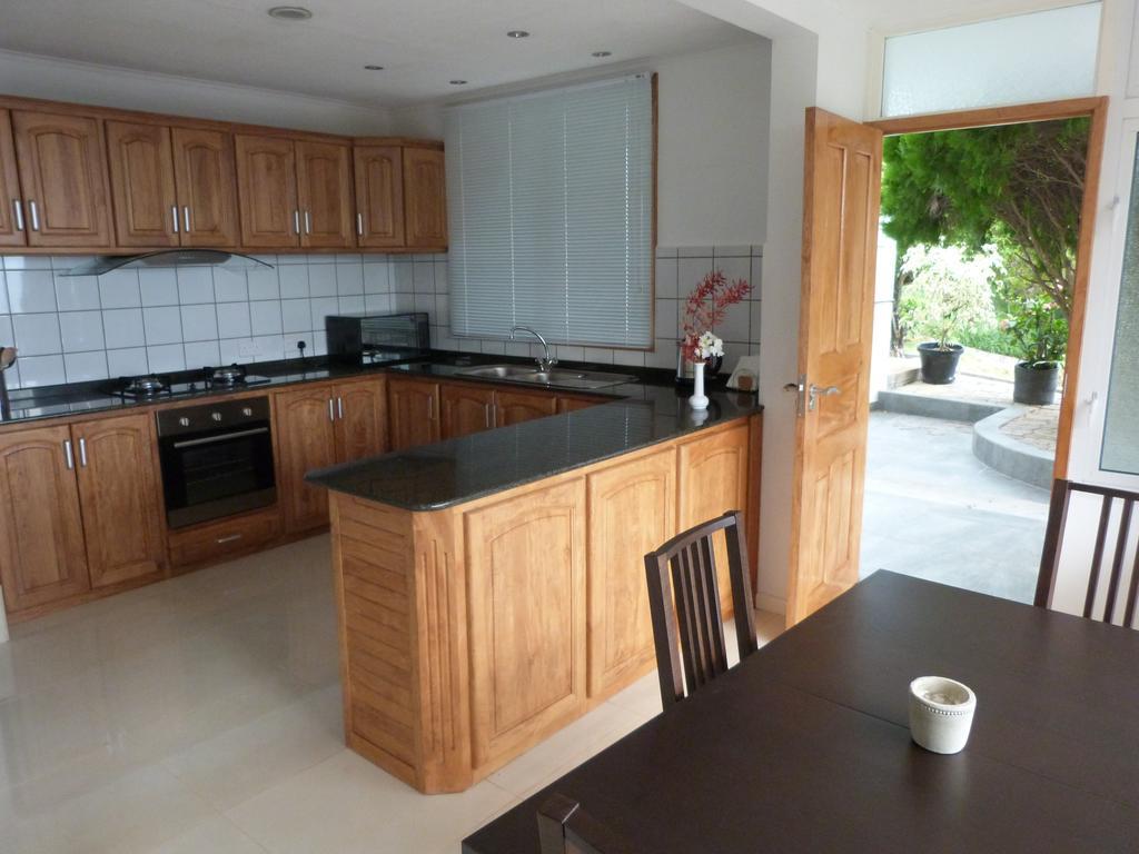 Sunset Bay Apartment Glacis  Ruang foto