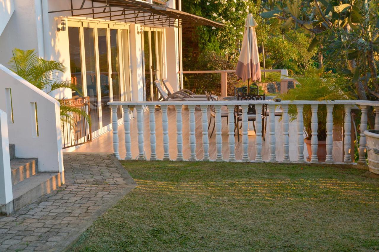 Sunset Bay Apartment Glacis  Bagian luar foto